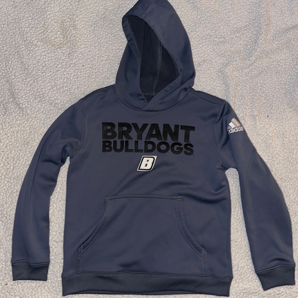 Bryant University Bulldogs adidas climawarm Hoodie - Youth M